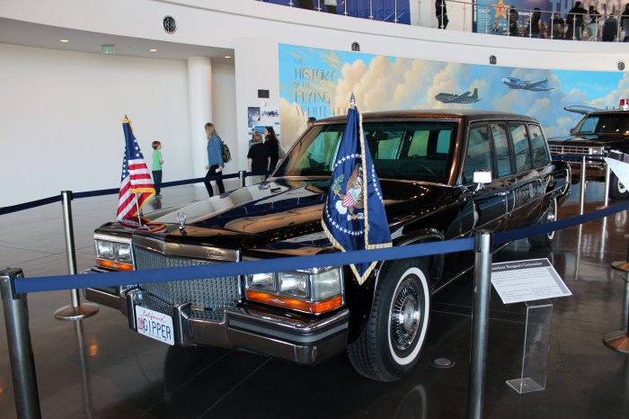 ronald-reagan-limo-reagan-presidential-library