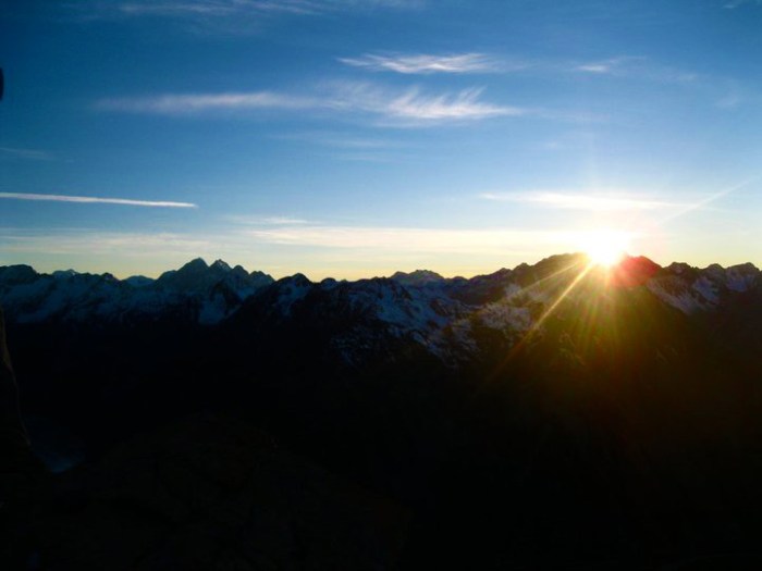 sunrise-over-mt-cook-new-zealand